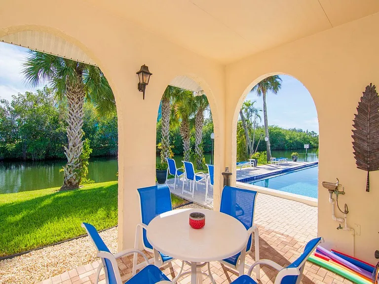 1860 Robalo Dr #203A — Photo 26