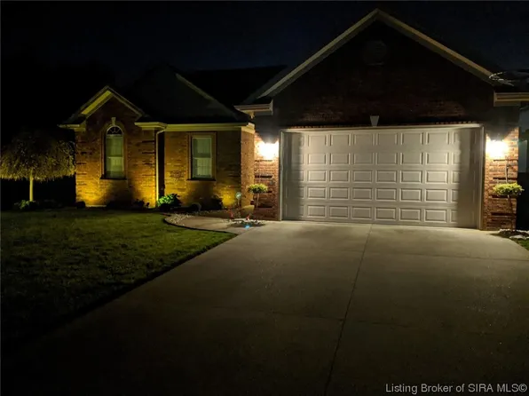 4015 Andy Drive, Sellersburg, IN 47172