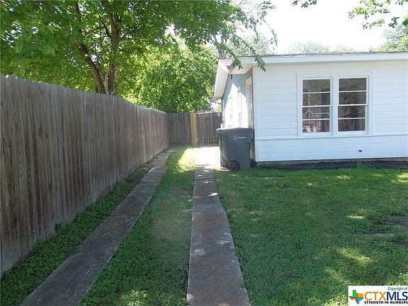 2nd image of 909 E Polk Ave