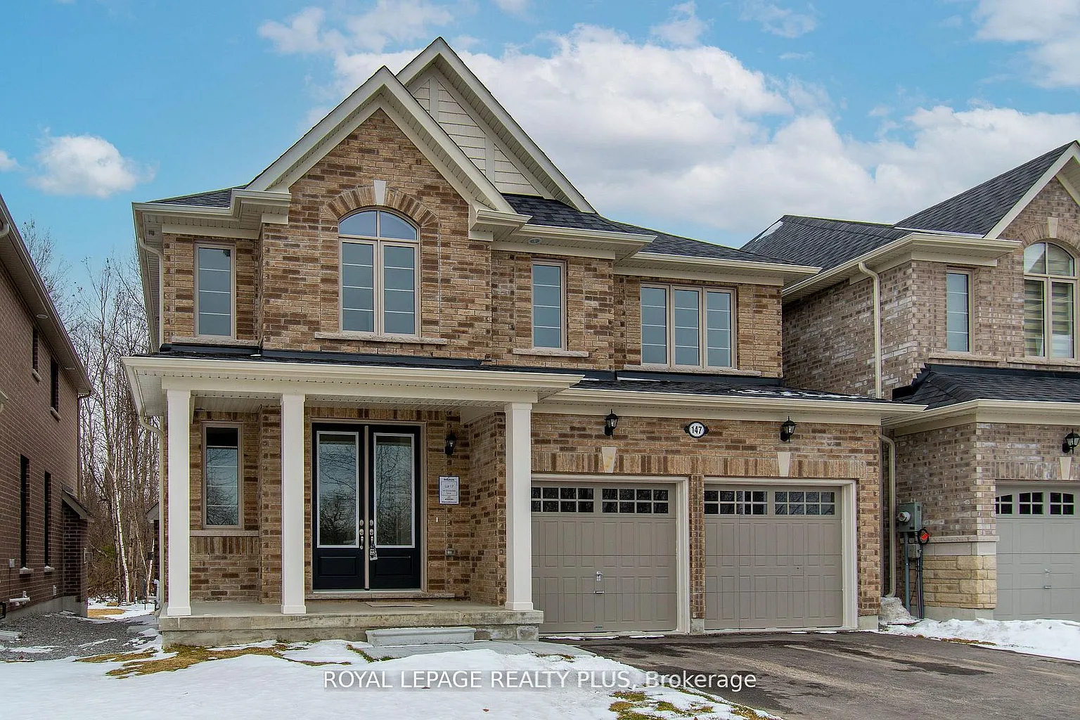147 Dovedale Dr photo 1