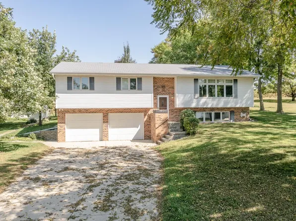 15468 250th Ave, Spirit Lake, IA 51360