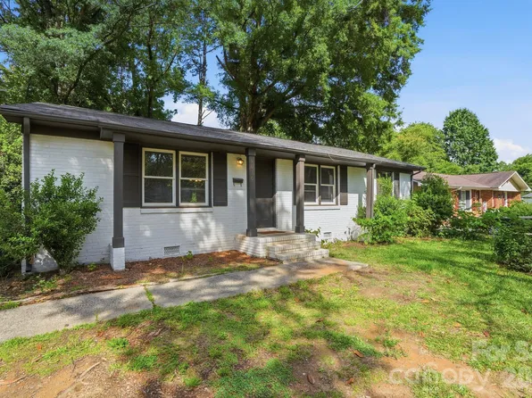 1016 Pondella Dr, Charlotte, NC 28213