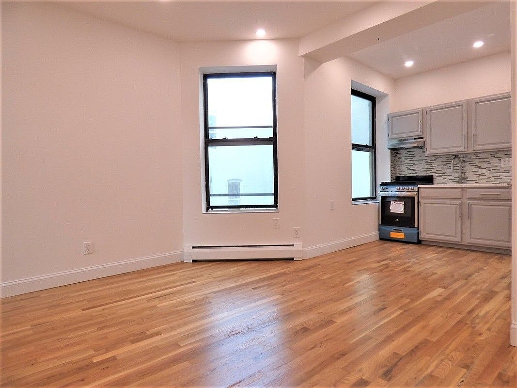 2 Clinton St APT 2C, New York, NY 10002 | Zillow