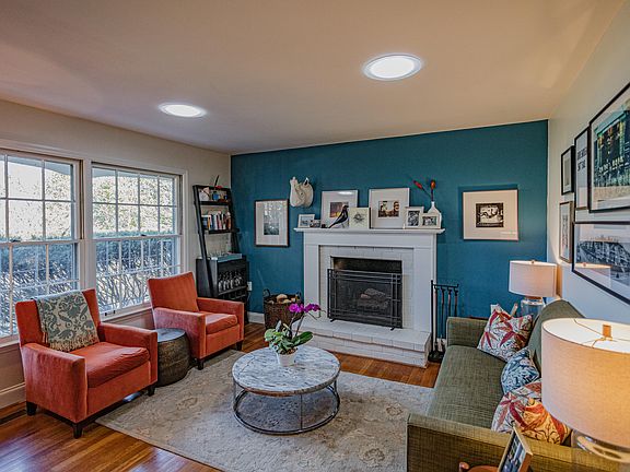 3rd image of 114 Willow Ln