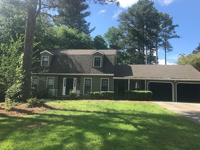 1st image of 1422 Fairfield Dr