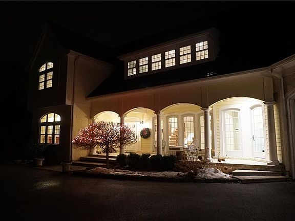 5th image of 8691 W 88th St