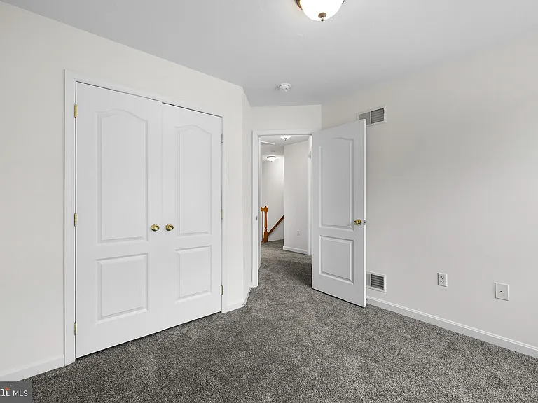 22 Shady Tree Ct — Photo 19
