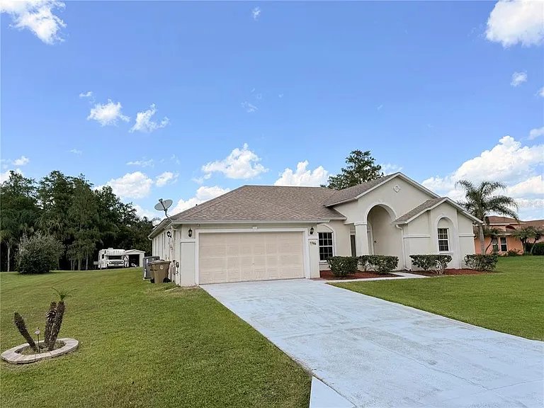 3010 Victoria Dr — Photo 55
