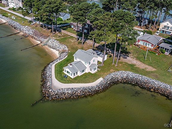 5th image of 164 Bay Shore Ave