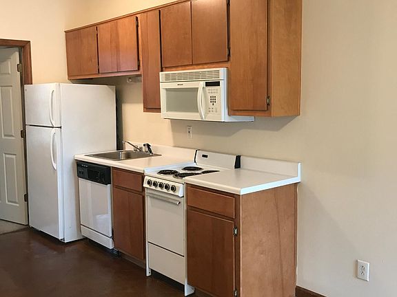 3rd image of 501 S Montgomery St APT 5