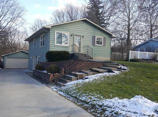 1298 Lancaster Ave NW, Grand Rapids, MI 49504