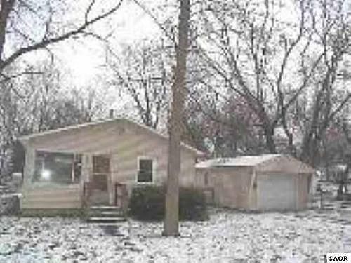 1st image of 621 Lingle Ave