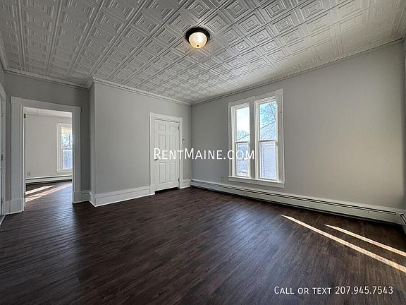 5th image of 3 Summer St APT 2