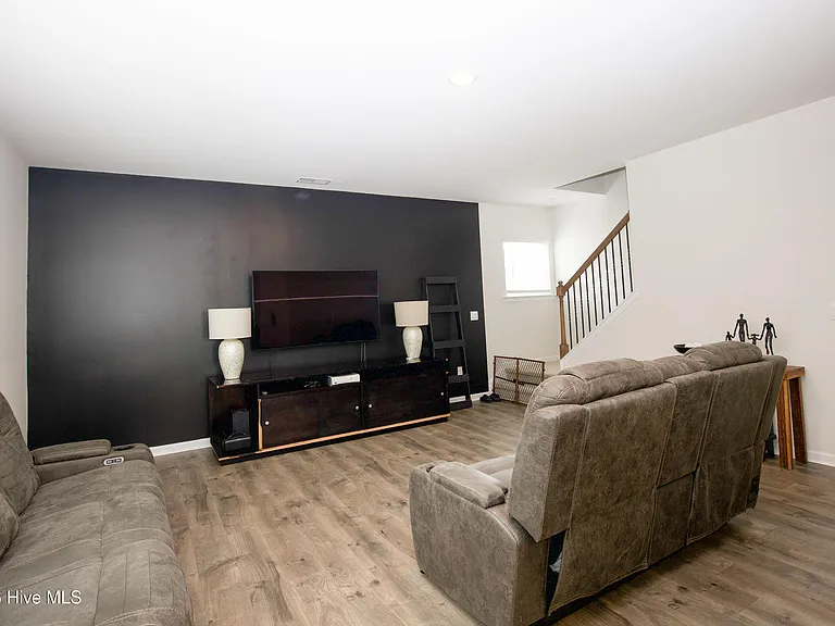 1179 Misty Creek Dr — Photo 7