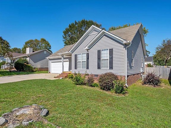 2nd image of 315 Fairdale Dr