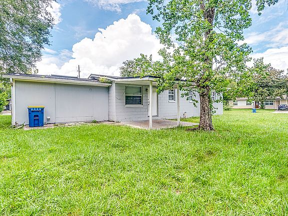 5th image of 2625 W Kershaw Dr