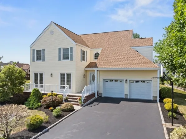 1 Wakeman Cir, Hillsborough Twp., NJ 08844
