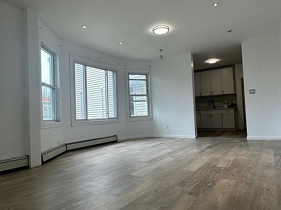 3rd image of 1303 136th St Floor 1