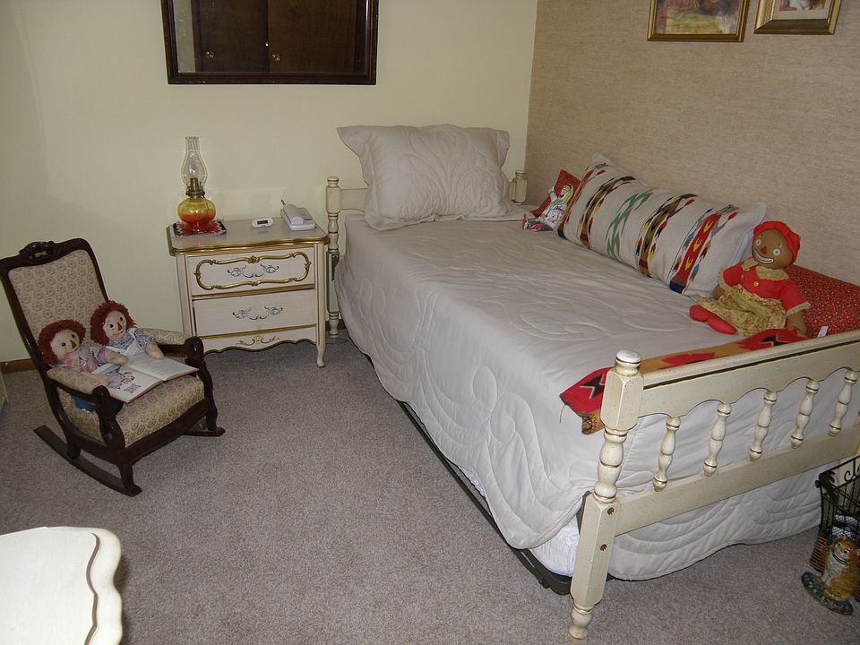 2nd image of 1181 Ravens Ridge Cir
