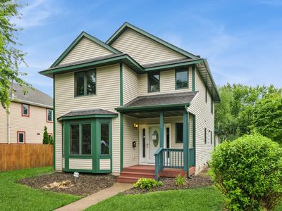 2921 Golden Valley Rd, Minneapolis, MN, 55411
