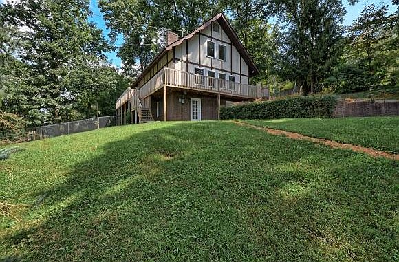 1st image of 185 Sycamore Cir