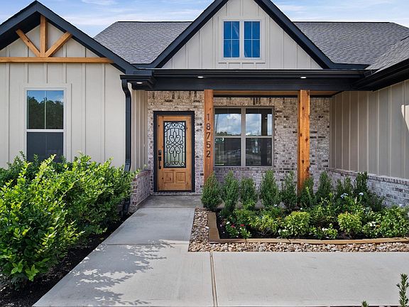 2nd image of 11310 Luna Dr