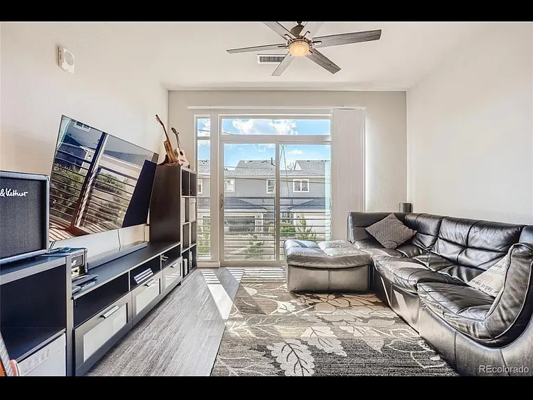 155 S Monaco Street Pkwy #103 — Photo 5