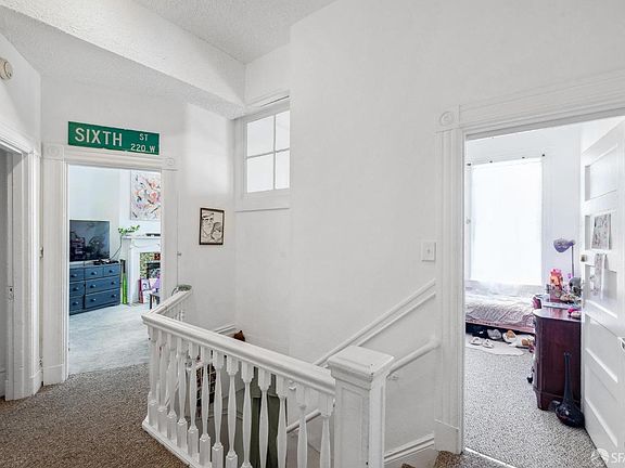 5th image of 391-393 30th St