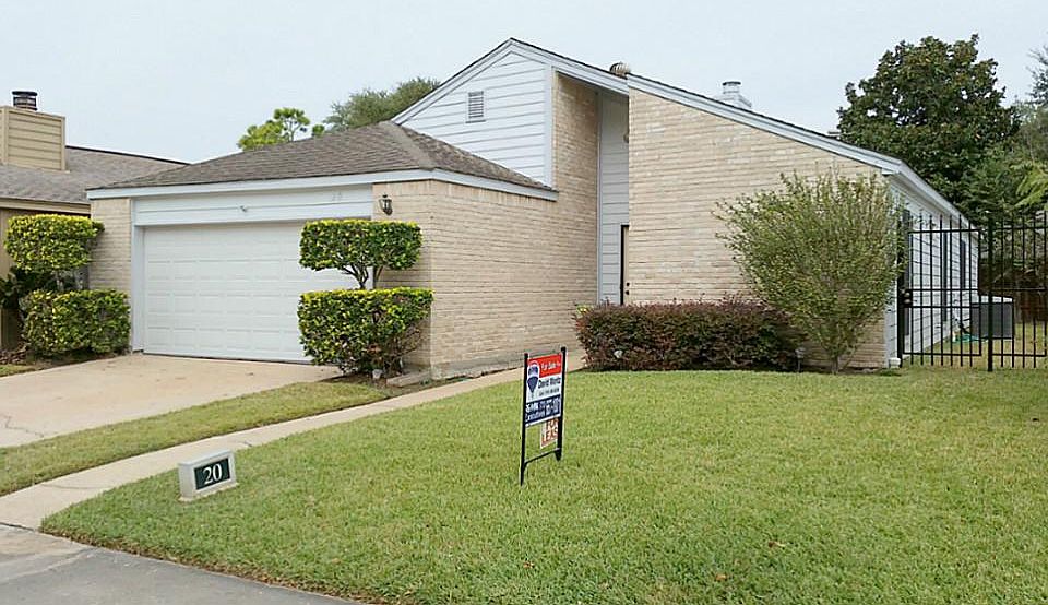 1st image of 12800 Briar Forest Dr Unit 20