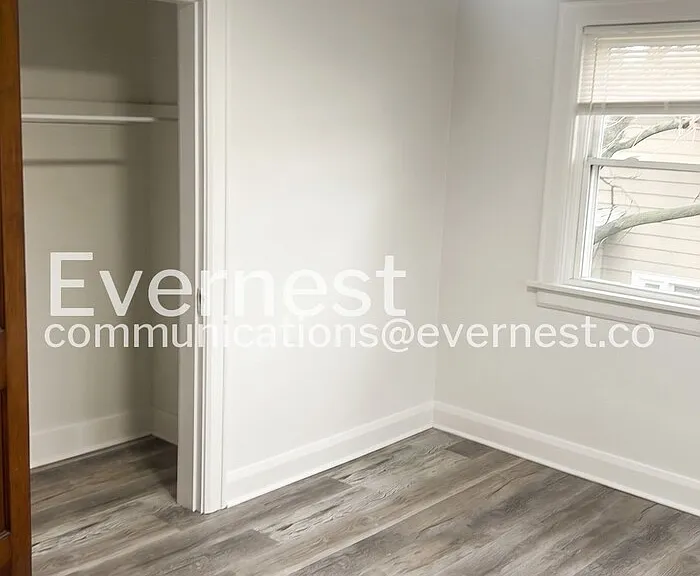 2730 Elliott Ave — Photo 22