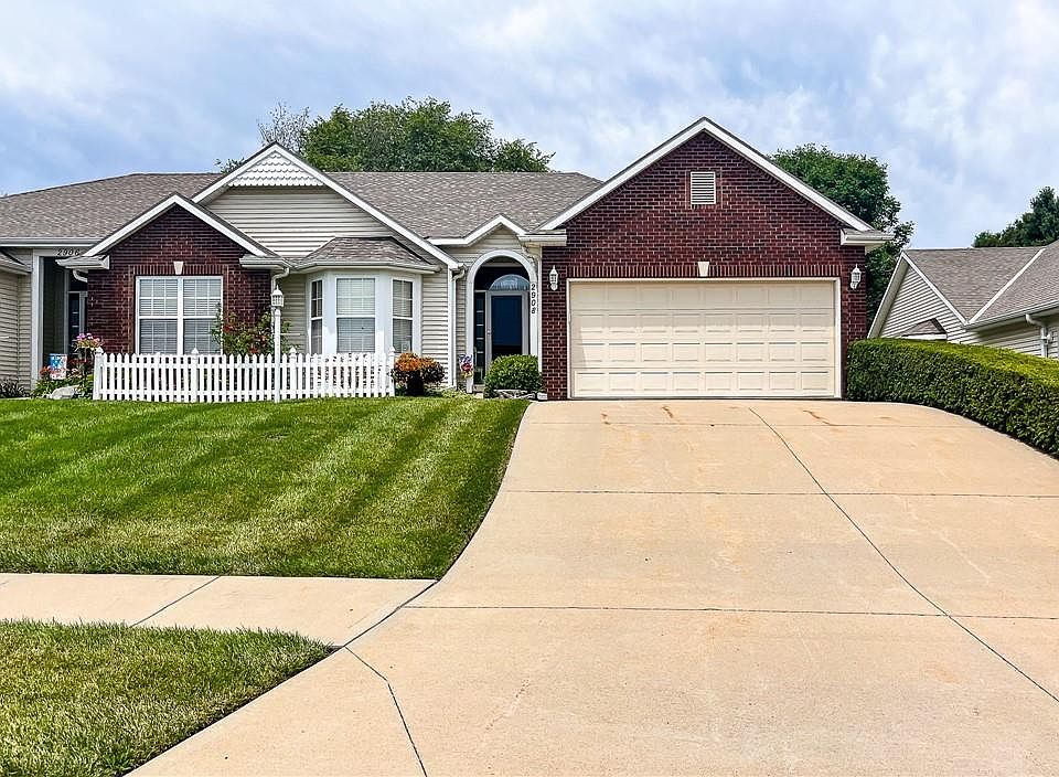 1st image of 2908 Eastbrook Ct