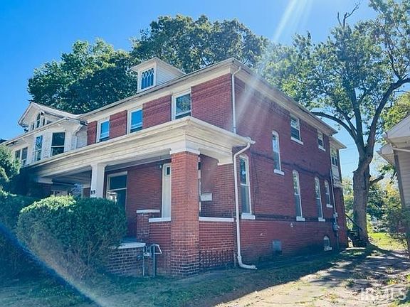 2nd image of 819 E Powell Ave