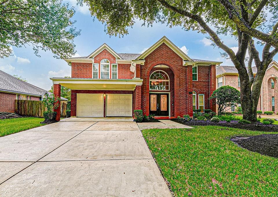 1st image of 406 High Meadows Dr