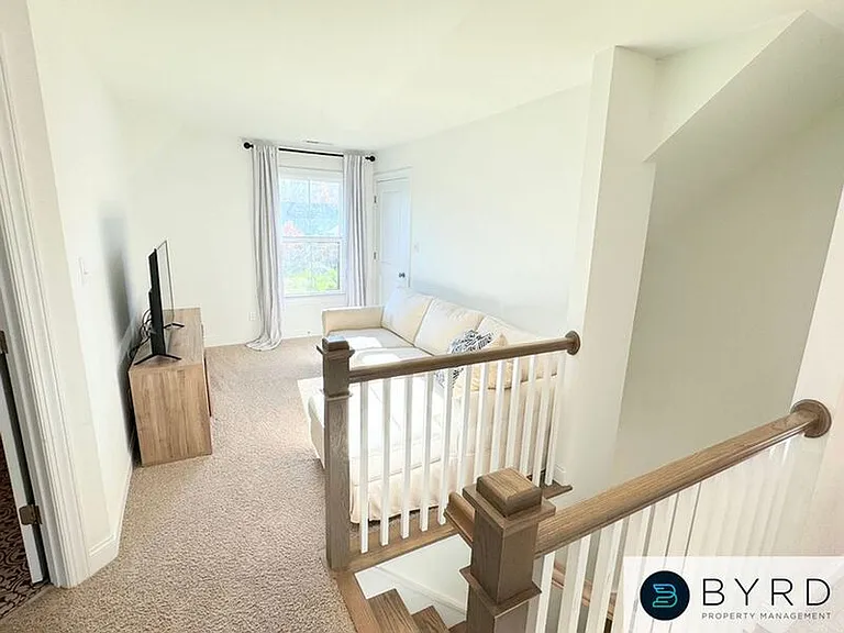 16618 Broadmoor Rd — Photo 18