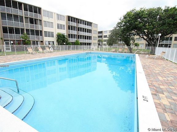 2nd image of 1680 NE 191st St #2172