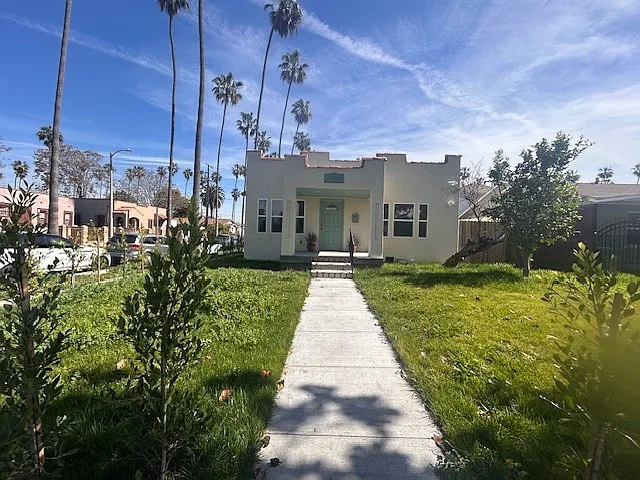 Building Photo - 5200 S Saint Andrews Pl