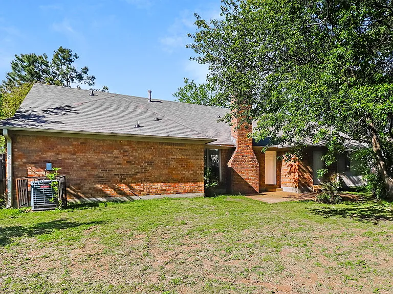 6779 Cleary Dr — Photo 16