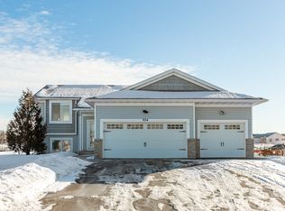 934 Whiskey Rd NW, Isanti, MN 55040