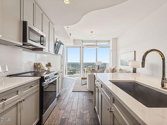 3rd image of 301 Fayetteville St