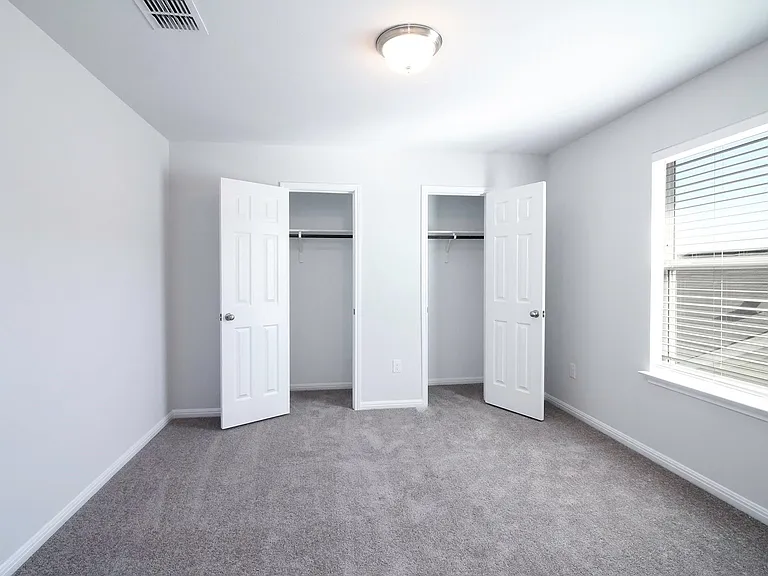 10305 Forest Grove Dr — Photo 17
