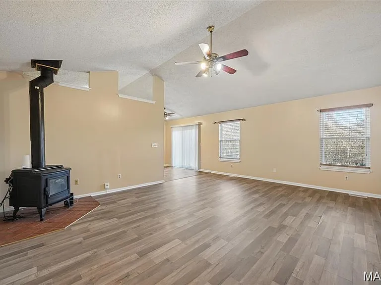 1203 Advance Dr — Photo 12
