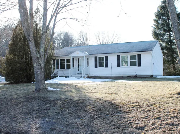 959 Island Pond Road, Manchester, NH 03109