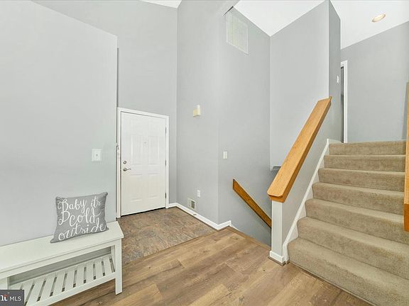 4th image of 5759 Windwood Way