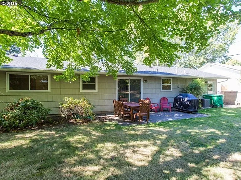 2520 SW Edgemoor Ave — Photo 19