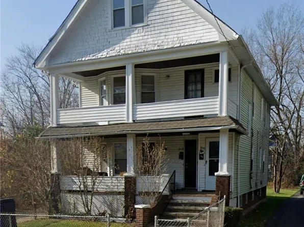 916 E 144th St, Cleveland, OH 44110