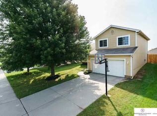 18669 U St, Omaha, NE 68135