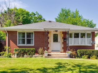 280 Noble Ave, Lake Forest, IL 60045