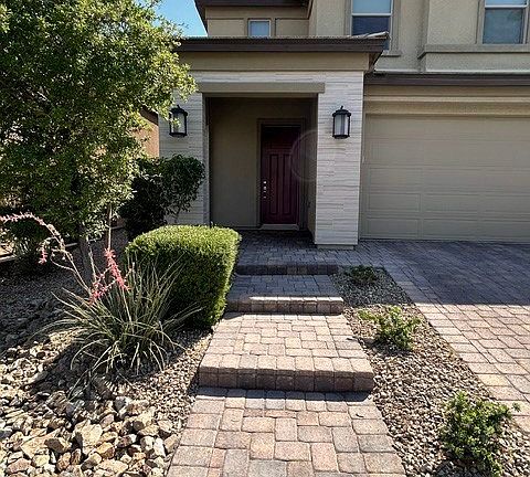 3rd image of 941 Glenhaven Pl