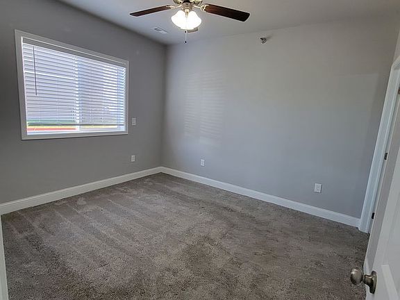 5th image of 10432 Dorset Dr Unit 22