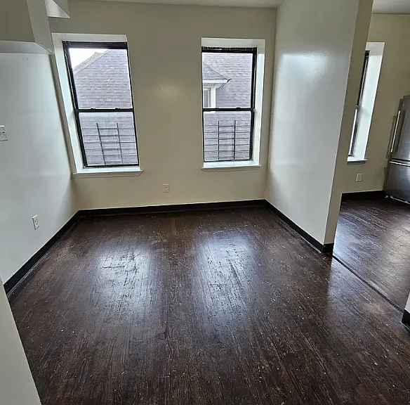 611 Clinton Ave #101 — Photo 3